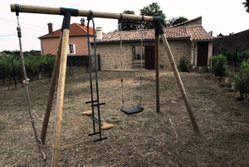 l'aire de jeux sécurisée pour enfants