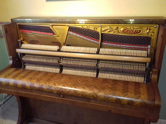 Vend Piano Droit GAVEAU E 125 frisé chevron finition ciré naturel