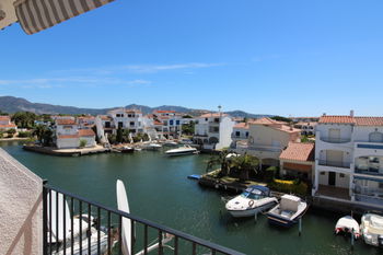 Location Agréable appartement vue 1 port privé Empuriabrava Espagne