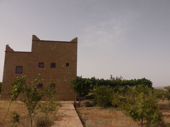Annonce vente d&#039;une maison 140 m2 1 terrain 18000 m2 Khenifra Maroc