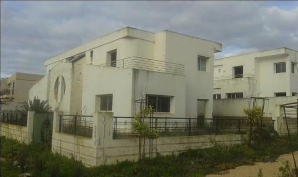 Vente Villa 350m² Projet Kamilia Tamesna Rabat Maroc