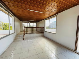Location villa aux almadies entrée route king fahd Dakar Sénégal