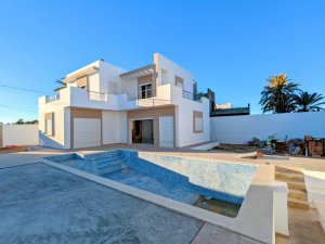 Annonce Vente Villa TIRANA F4 vue mer dans 1 quartier chic Djerba Tunisie
