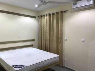 Location Saly Dans 1 villa 4 appartements T4 3 chambres piscine collective