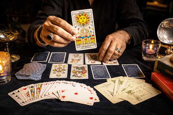 Pour vous, je fais parler les Cartes !