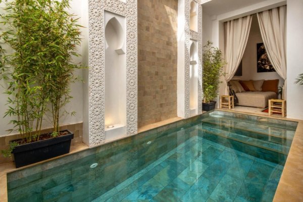 Vente riad maison d'hotes 4 chambres piscine Marrakech Maroc
