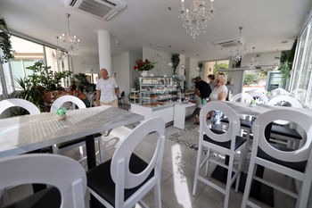 cafeteria