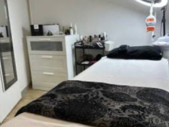 Cabine esth&amp;eacute;tique &amp;agrave; sous louer EAUX VIVE
