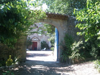 Location pied des Cévennes Ardéchoise 6 pers Saint-André-de-Cruzières