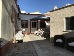 Terrasse privée dans le patio