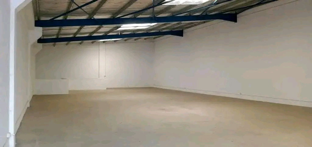Entrepot 650m2