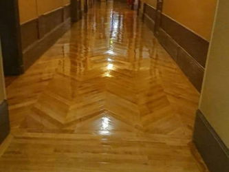 REVETEMENT DE PARQUET