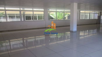 Location Open space 145m² 300m² 800m² Tsiadana Madagascar