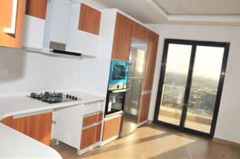 Location appartement f4 haut gamme pour bureau point e Dakar Sénégal