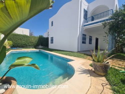 PISCINE ET JARDIN