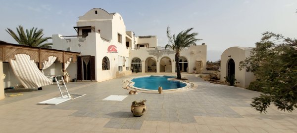 belle villa vente meubles sidi jmour djerba Tunisie