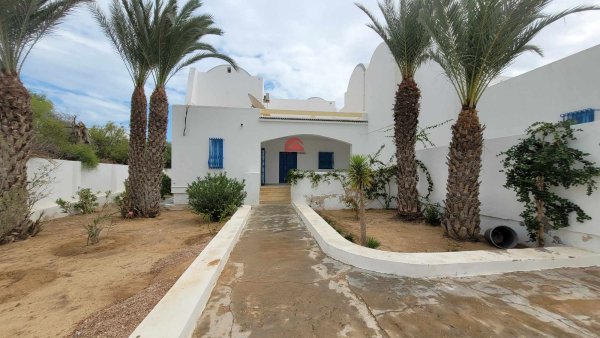 location annuelle d'une villa meublÉe rÉf Djerba Tunisie