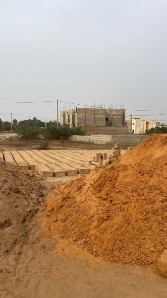 Vente terrain 300 meters carres malicounda M'Bour Sénégal