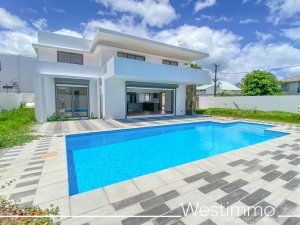 PEREYBERE Magnifique Villa moderne neuve 4 chambres terrasse jardin piscine