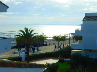 Appartement 2 chambres et terrasse sur la promenade du front de mer de Roses, Costa Brava