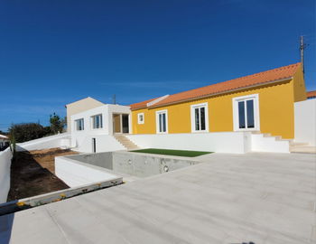 Maison restaurée avec piscine et jardin - Santarém