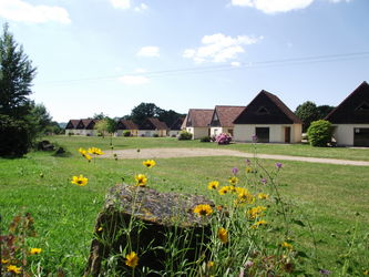 Location vacances Maisons dans village vacances Lacapelle-Marival Lot