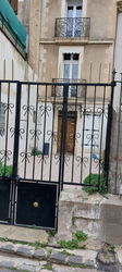 entrée avec cour 