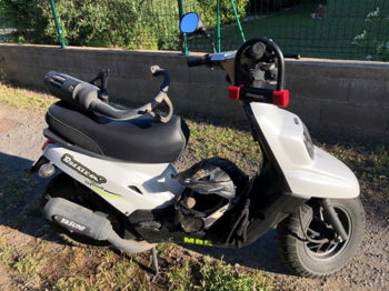 Scooter dernière génération 2016 TBE Mamoudzou Mayotte