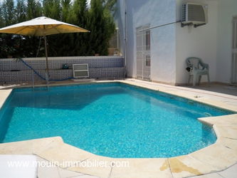 PISCINE ET TERRASSE