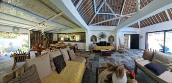 Villa balinaise à vendre sur l île Sainte Marie à Madagascar