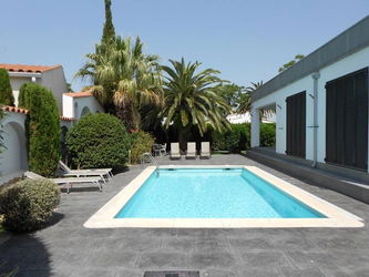Location belle maison piscine amarre Empuriabrava Costa Brava SPAIN