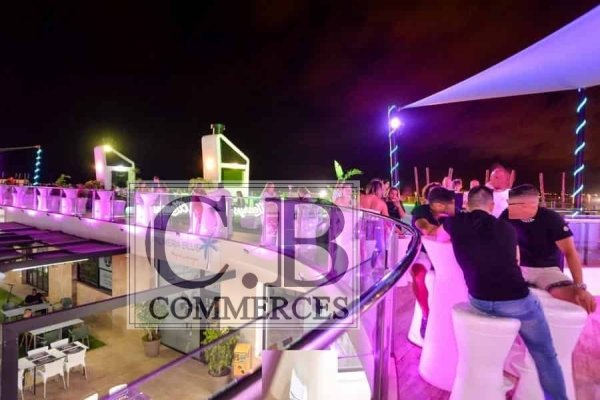 Fonds commerce BEACH-CLUB COCKTAILS CHICHAS Torre Horadada Espagne