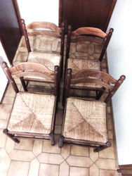 Chaises rustiques