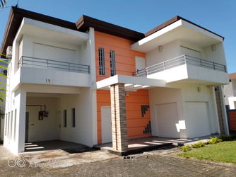 LOCATION VILLA ÉTAGE INDÉPENDANTE MEUBLEE Toamasina Madagascar