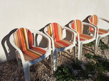 Fauteuils plastique Allibert blancs Agde Hérault