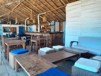 Vente VC 063 OPPORTUNITÉ! FONDS COMMERCE SITUÉ COEUR CENTRE VILLE NOSY BE
