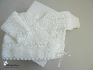 Brassière gilet cache coeur tricot bébé modèle layette bb fait main