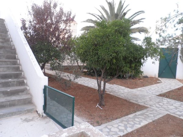 Vente villa entourée d'un jardin akouda Sousse Tunisie