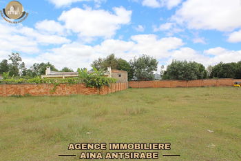 Vente 𝗥𝗲́𝗳 𝗩𝗧𝗖 𝟬𝟳𝟳 Antsirabe Madagascar