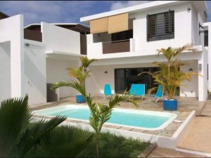 Location superbe villa moderne 3 chambres piscine privée quartier calme libre suite ! Péreybère