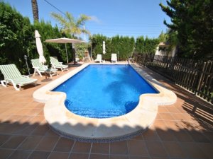 Location campoamor villa ind 4 ch 2 sdb piscine privée Espagne