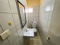 Toilette invitée