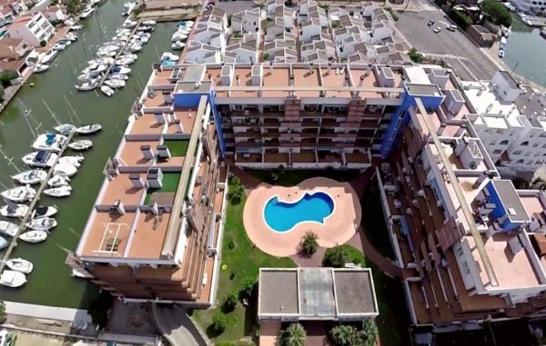 Location vacances Appartement MARINA ROSES 5 pers Piscine Mer 1500m Rosas