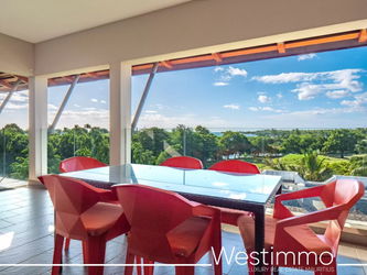 TAMARIN - Penthouse avec vue sur la baie à louer à long terme à l’île Maurice