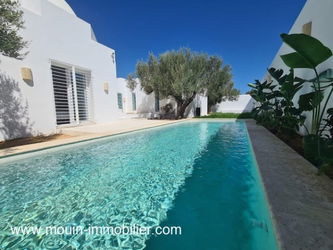 PISCINE ET JARDIN