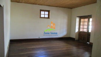 Annonce location Beau local professionnel T4 d&#039;environ 80m² Isoraka Antananarivo