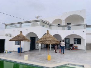 Location n&#039;gaparou villa 3 chambres piscine M&#039;Bour Sénégal