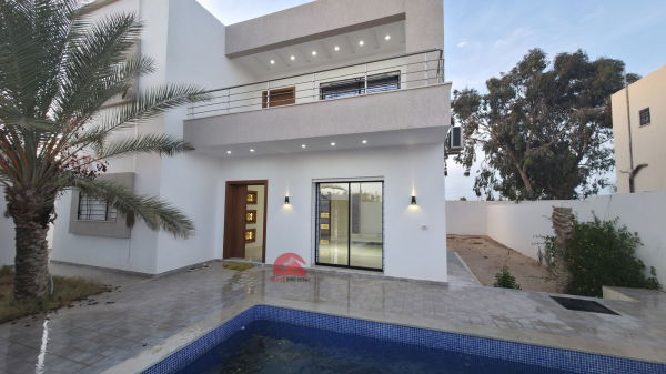 Une villa neuve avec titre bleu à vendre à Djerba