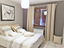 Chambre rez-de -chaussée