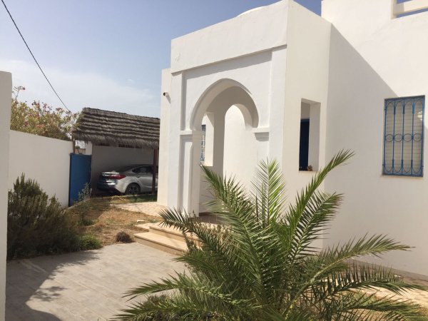 villa piscine location annuelle Djerba Tunisie